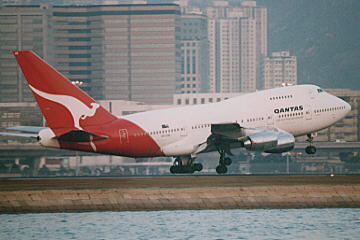 QANTAS B747SP